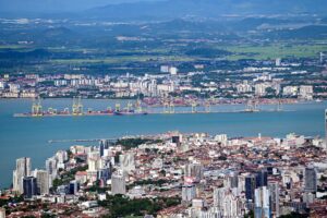 Read more about the article Penang Island: Your Ticket to Malaysia’s Melting Pot of Cultures, Cuisines, and Natural Wonders
